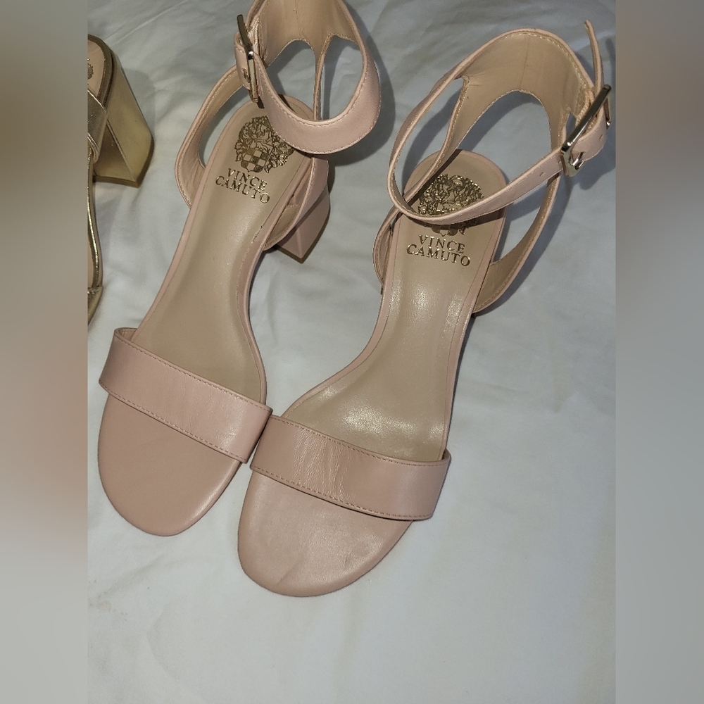 Vince Camuto Sandals Size 7.5